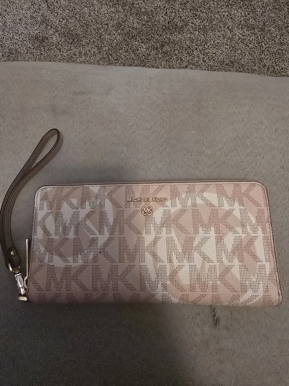 Michael Kors Blush Pink Logo Wristlet Clutch